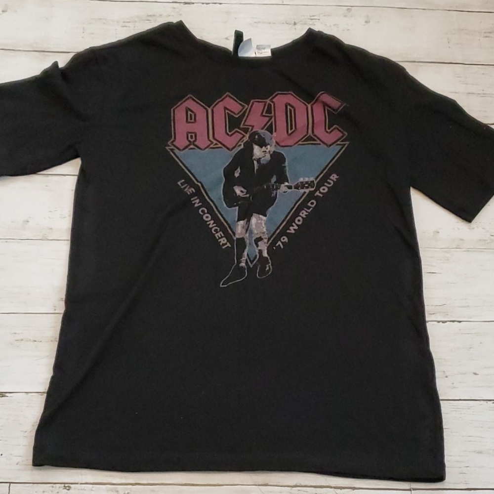 Ac/dc tee short‎ sleeve divided size xs